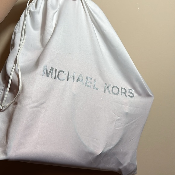 Michael Kors Satchel - Picture 4 of 4